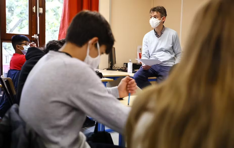 Collège la Grange aux Belles, à Paris, lundi 2 novembre 2020. Thomas Samson/AFP